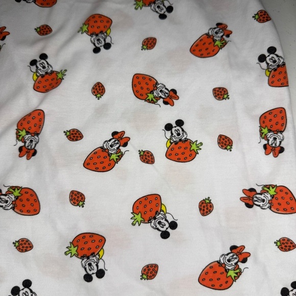 Mickey & Minnie Mouse T-Shirt Strawberries Hybrid Apparel Disney Women’s Size 2X - Picture 3 of 7